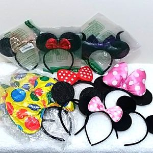 Party Of 11 Minnie Mouse Ears & Bows